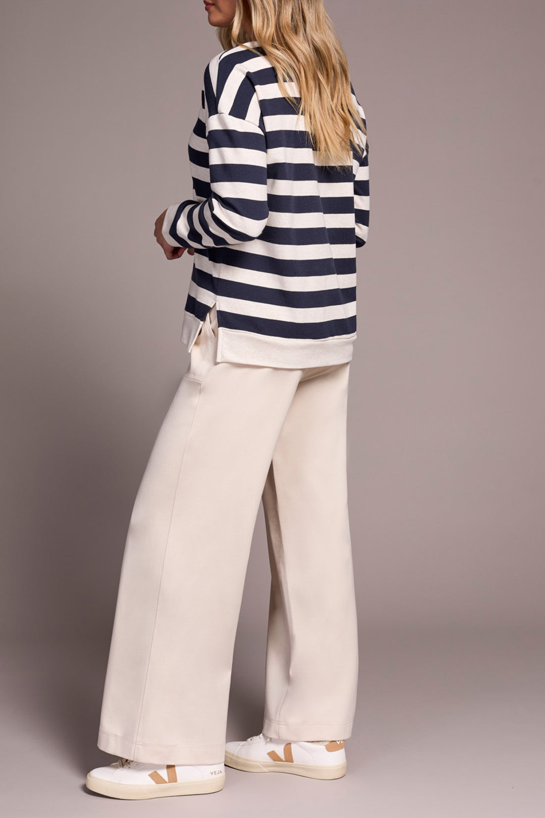 Haut - Tribal - 23400