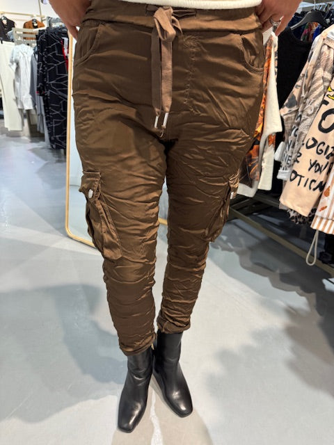 Pantalon - Collection Italienne - Bouton Cargo