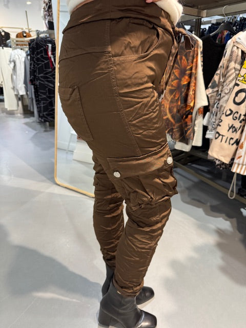 Pantalon - Collection Italienne - Bouton Cargo