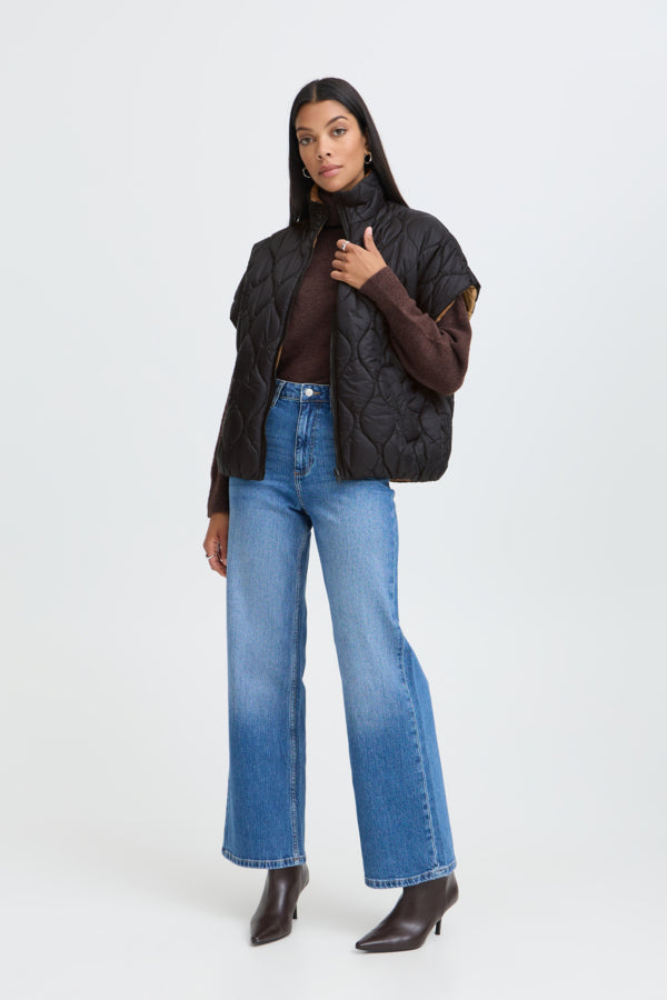 Coat - B. Young - 20819130