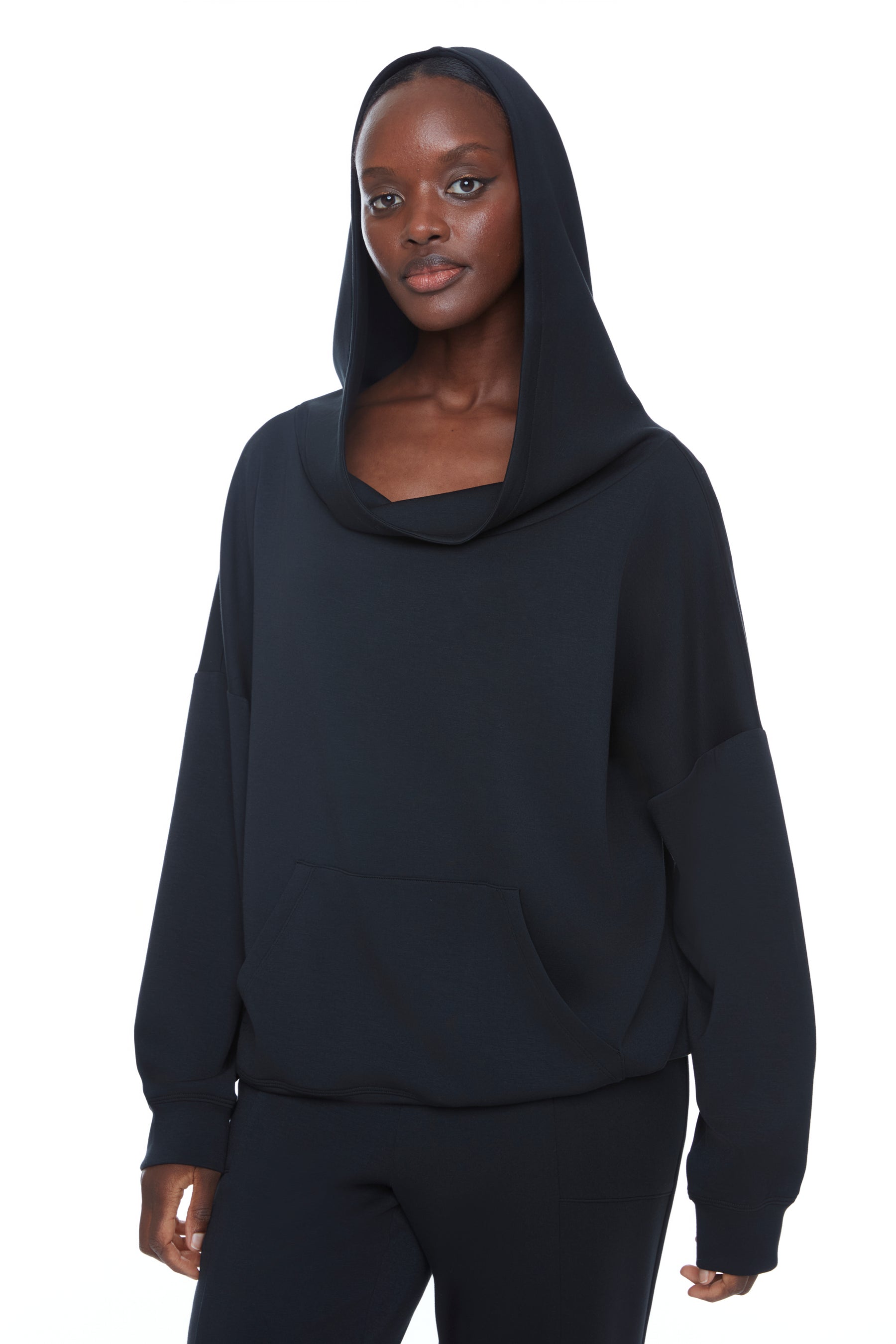 Hoodie - Tyler Madison - 628019