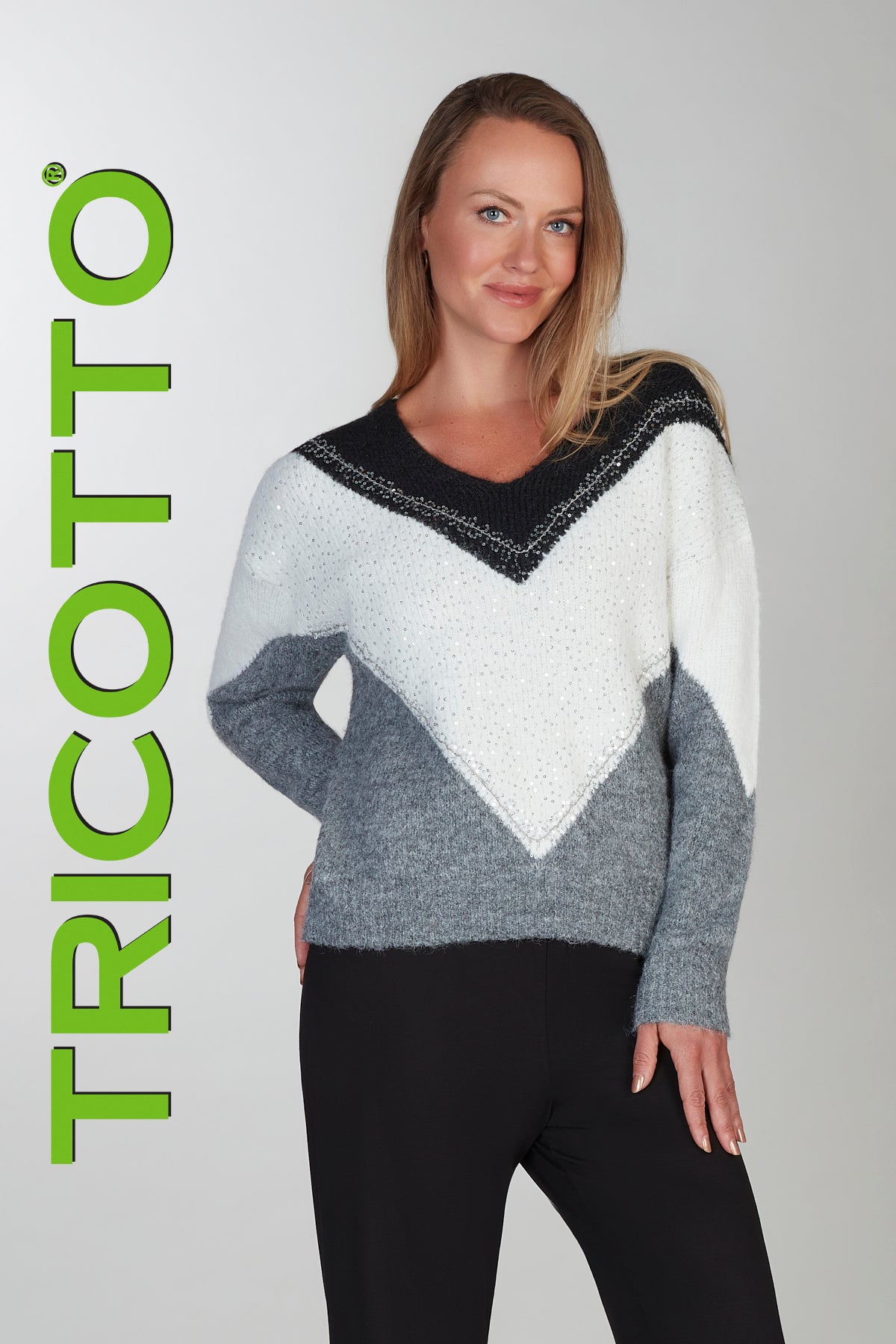 Sweater - Knit - T-350