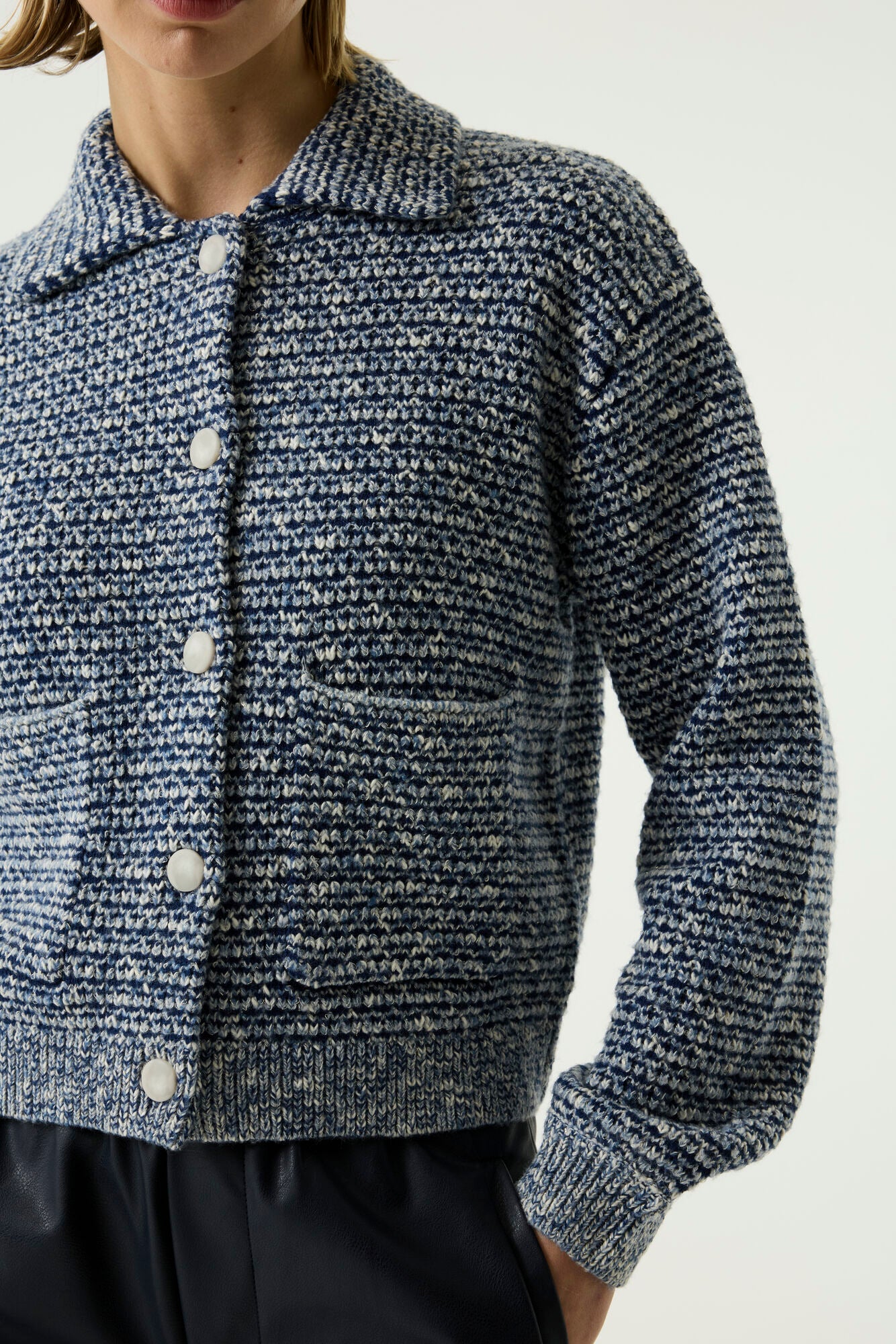 Cardigan - Garcia - U260051