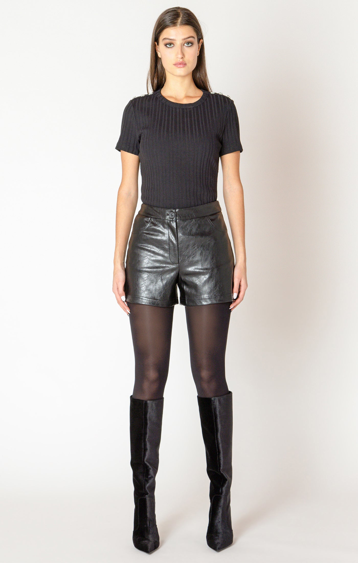 Short - Black Tape - 2622213T